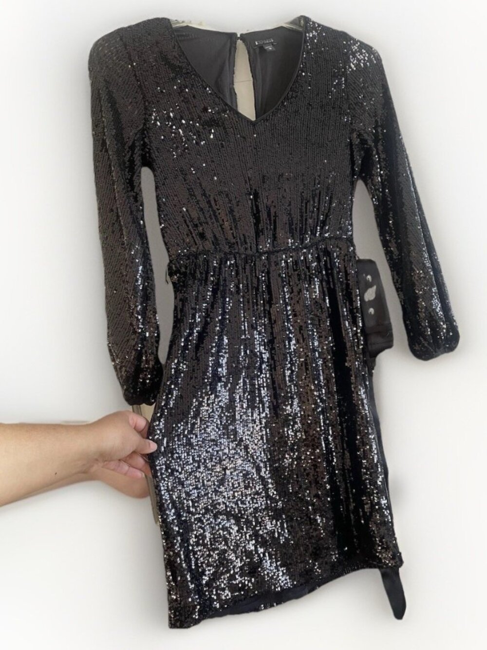 Express Black Mini Dress XS Sexy Prom Holiday Clubwear V-Neck Long Sleeves